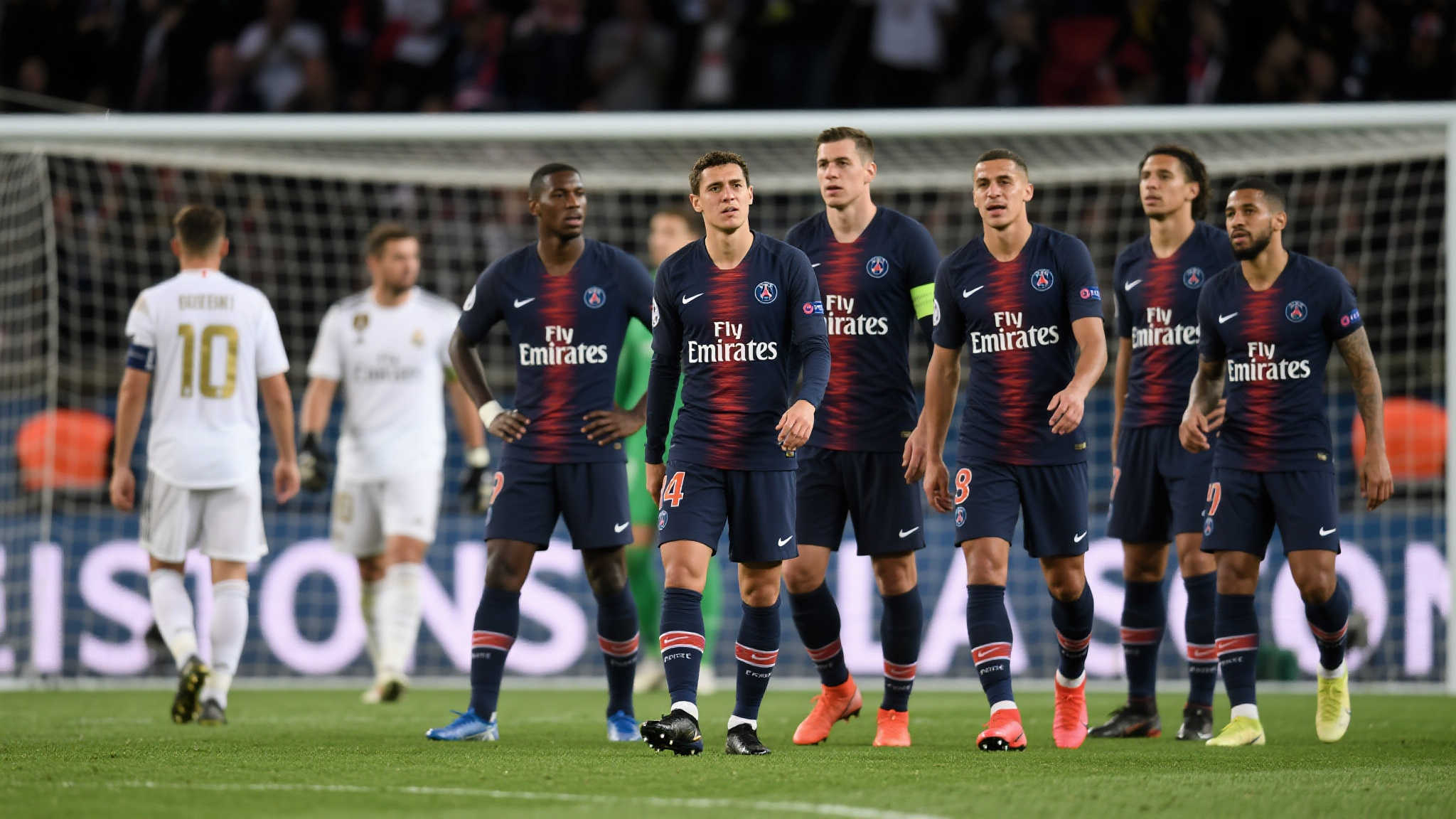 巴莱罗:欧冠0-5失利令人痛心,但国米仍能浴火重生 历史证明,没有哪支球队能够避免失败。例如,2017